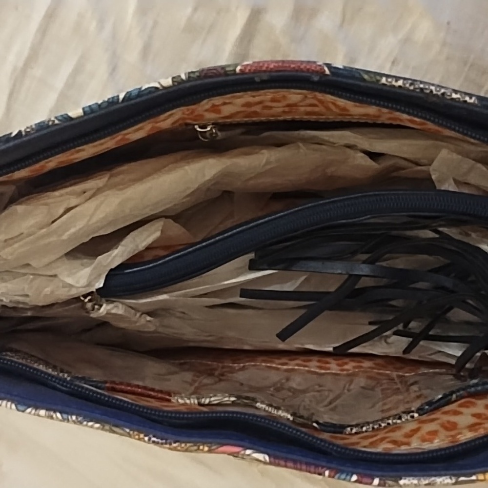 GiGi Bag - Picture 2 of 4